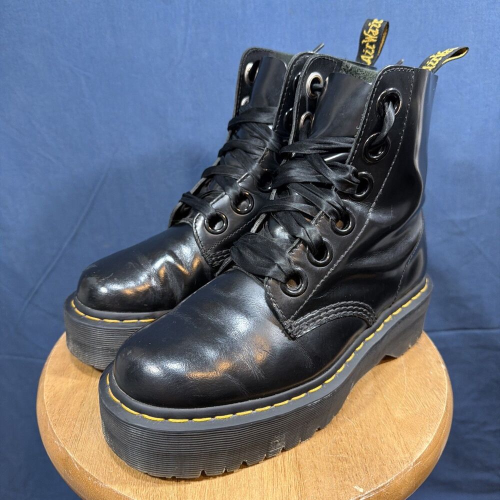 Dr.Martens Docs MOLLY Black Patent Leather Platform Boots Ribbon Lace Sz 38 US 7